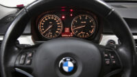 BMW 320i 2.0 16V – Impecável